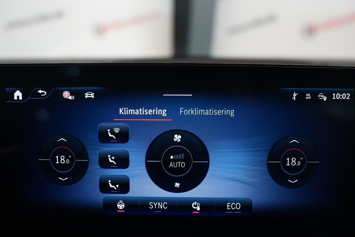 Sort Mercedes EQB250+ fra 2025