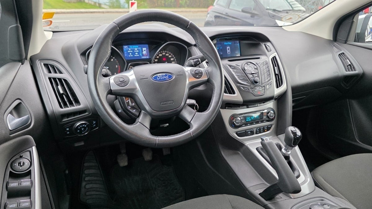 Sølv Ford Focus fra 2013