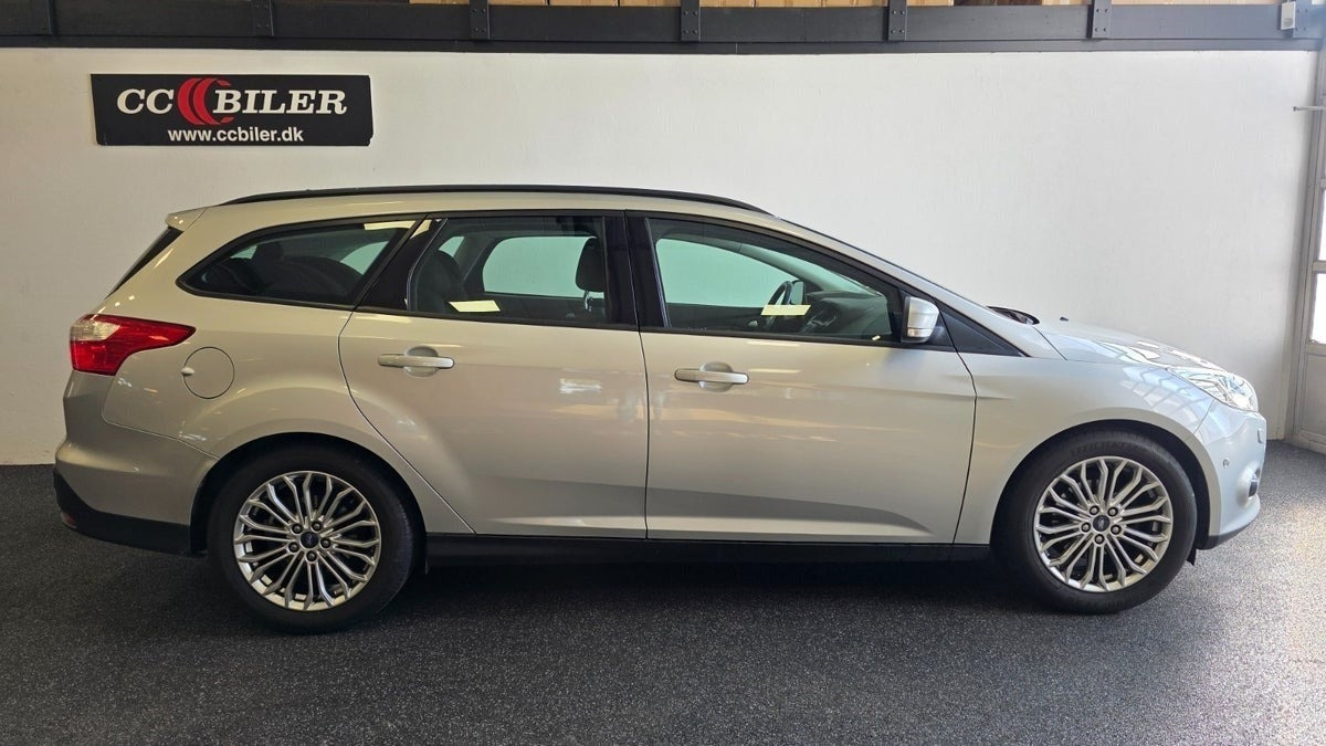 Sølv Ford Focus fra 2013