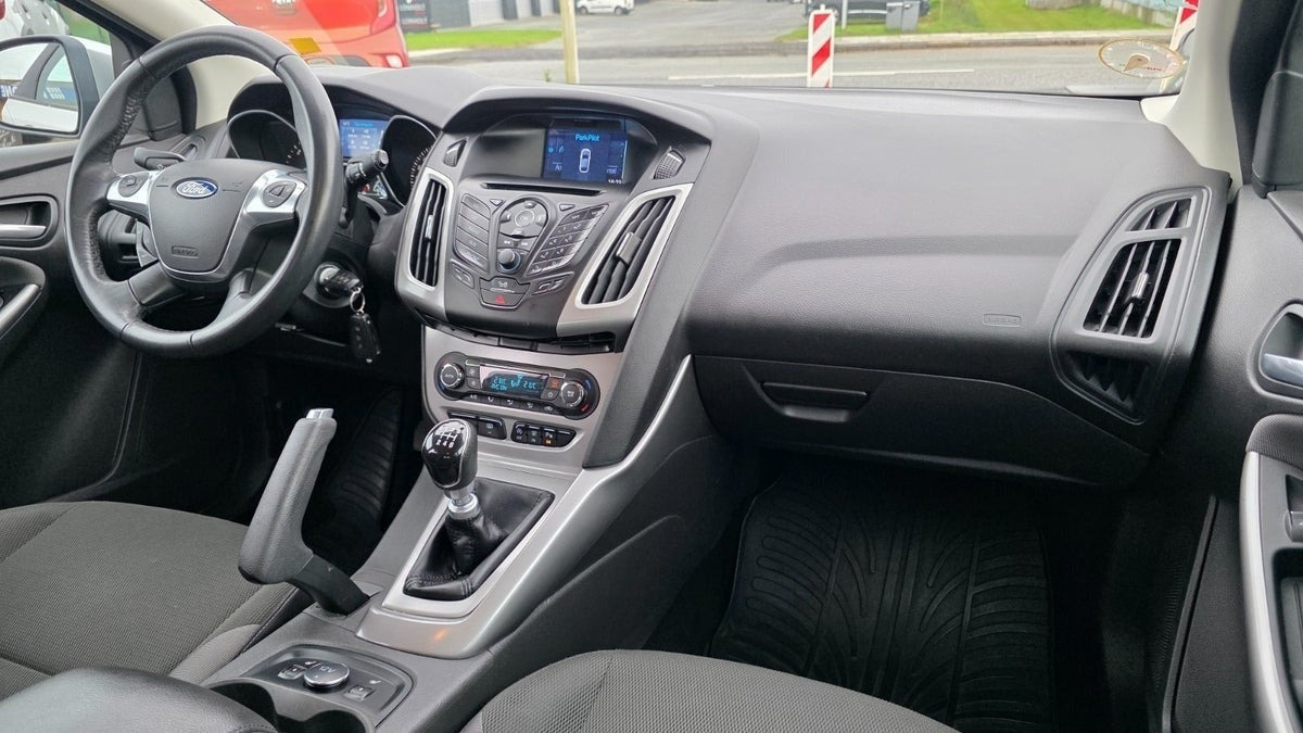 Sølv Ford Focus fra 2013