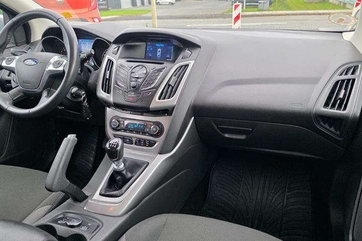 Sølv Ford Focus fra 2013