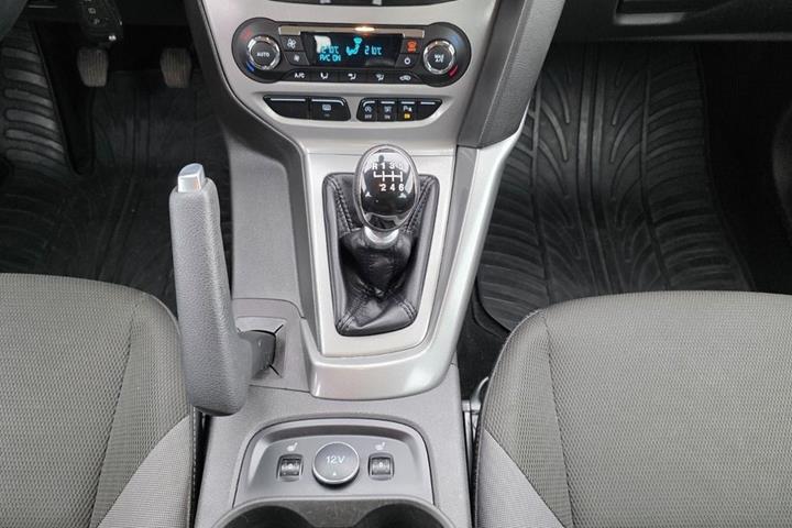 Sølv Ford Focus fra 2013