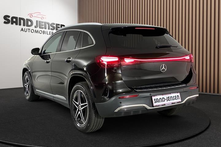 Sort Mercedes EQA250+ fra 2025