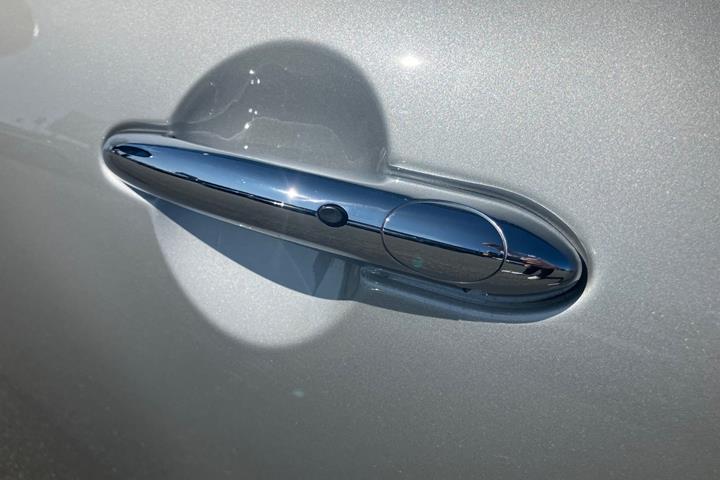 Grå Mini Cooper SE fra 2023
