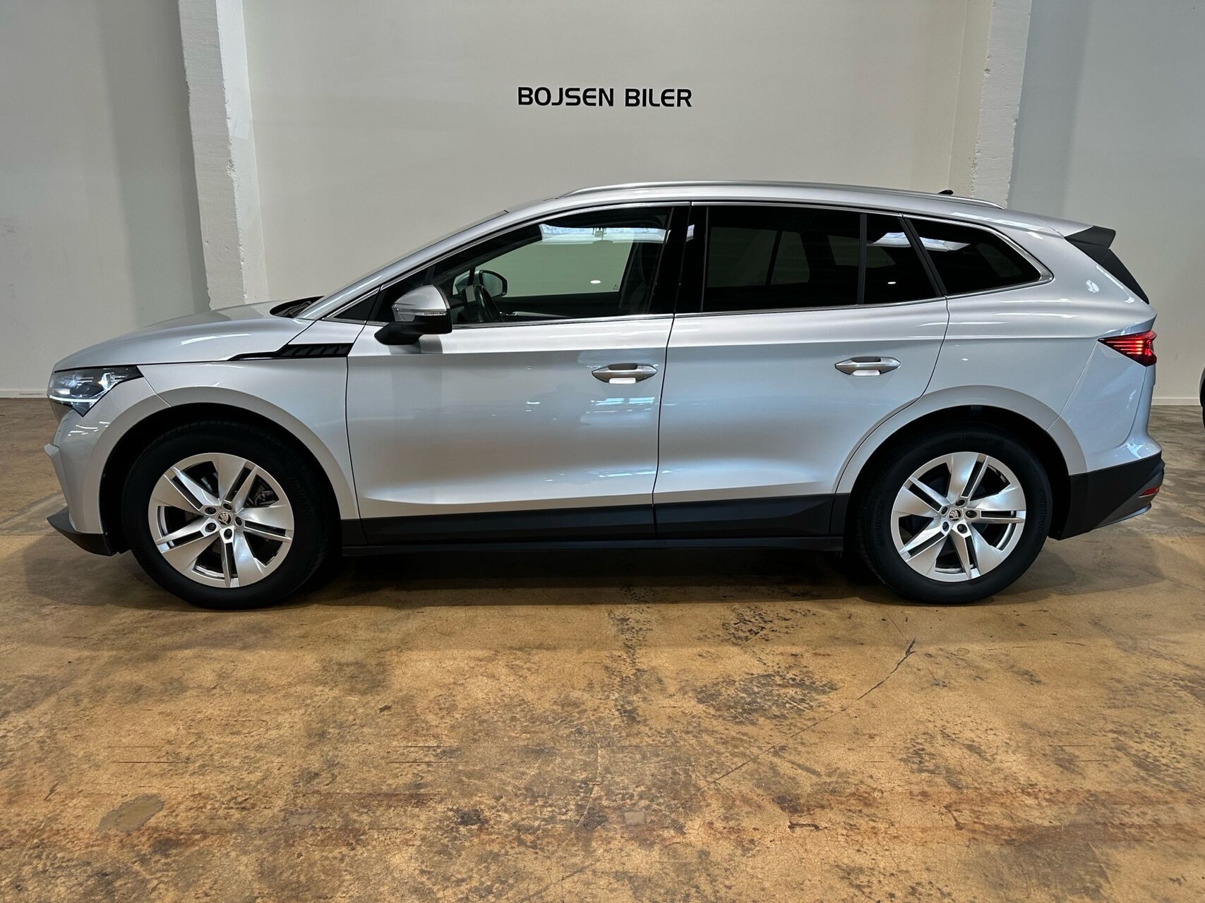 Sølv Skoda Enyaq fra 2024
