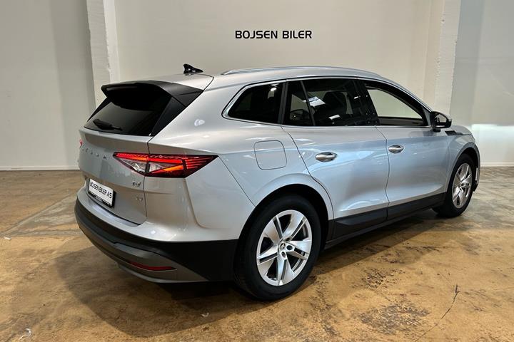 Sølv Skoda Enyaq fra 2024
