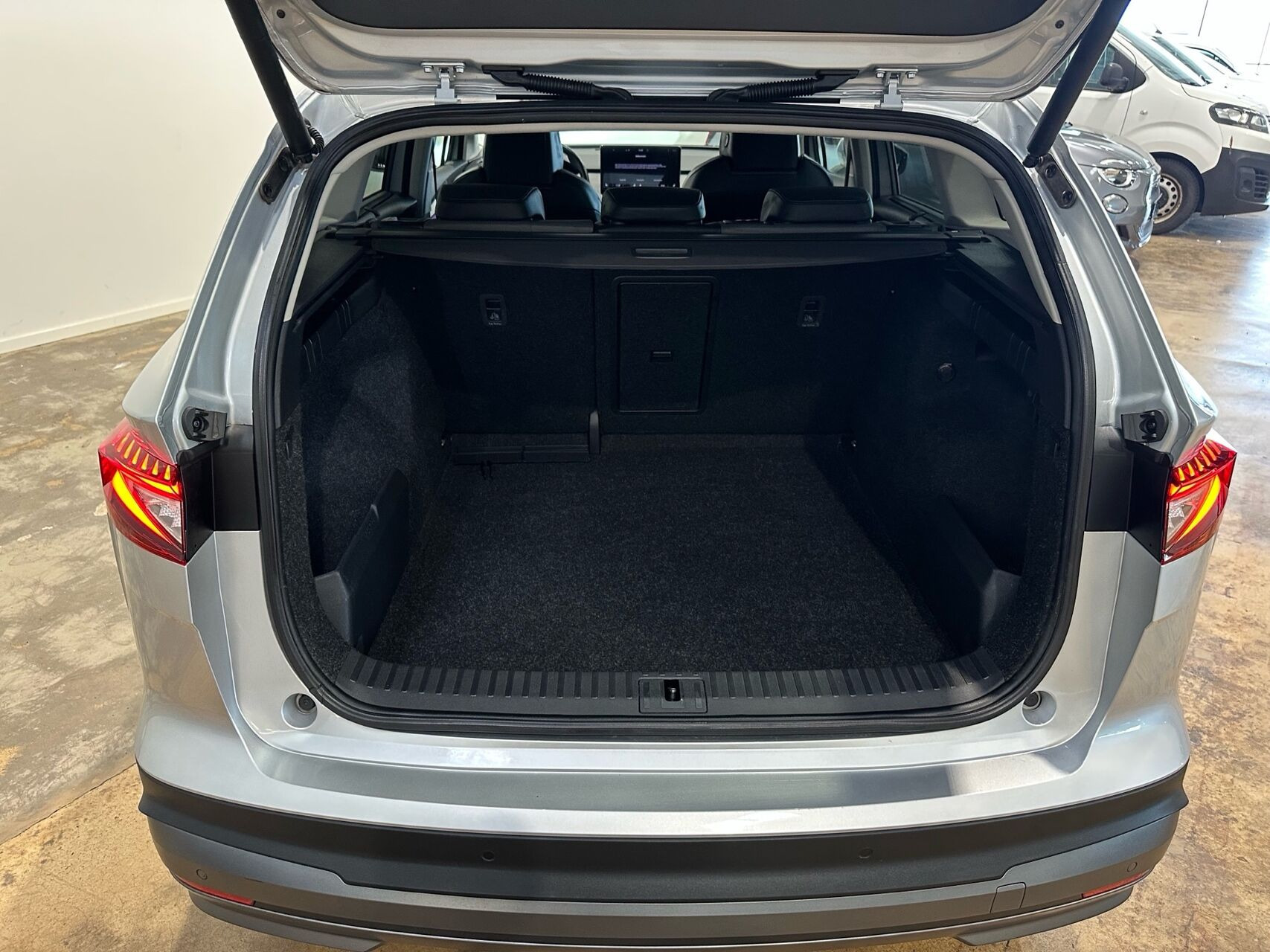 Sølv Skoda Enyaq fra 2024