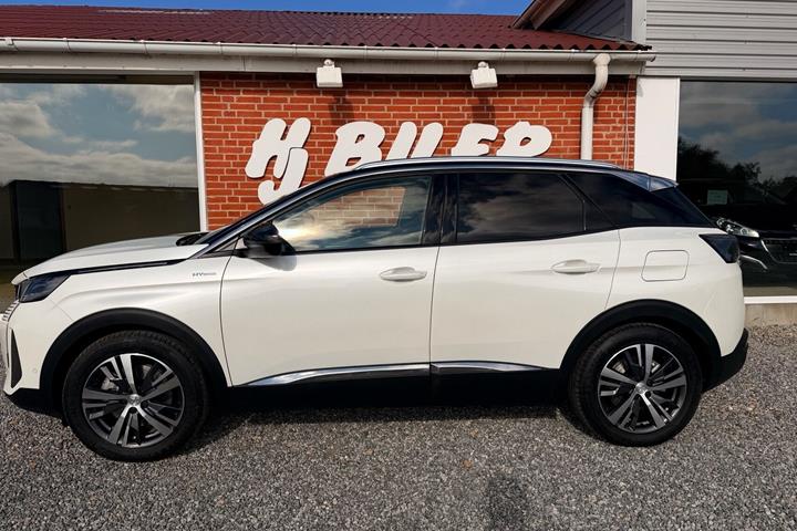 Hvid Peugeot 3008 fra 2021