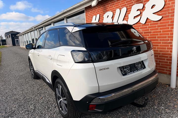 Hvid Peugeot 3008 fra 2021