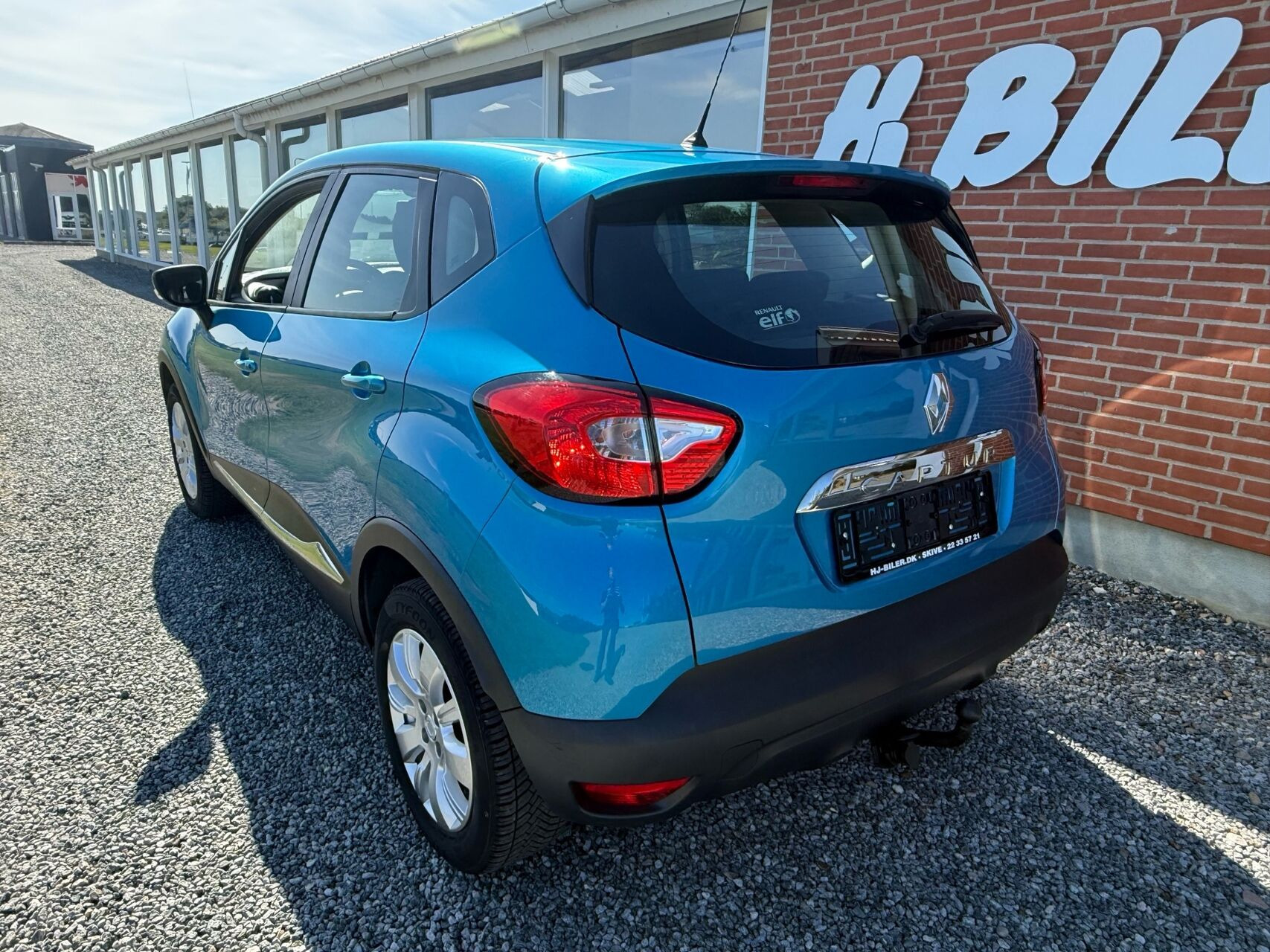 Blå Renault Captur fra 2017