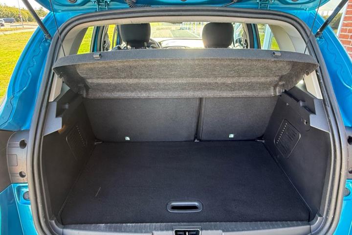 Blå Renault Captur fra 2017