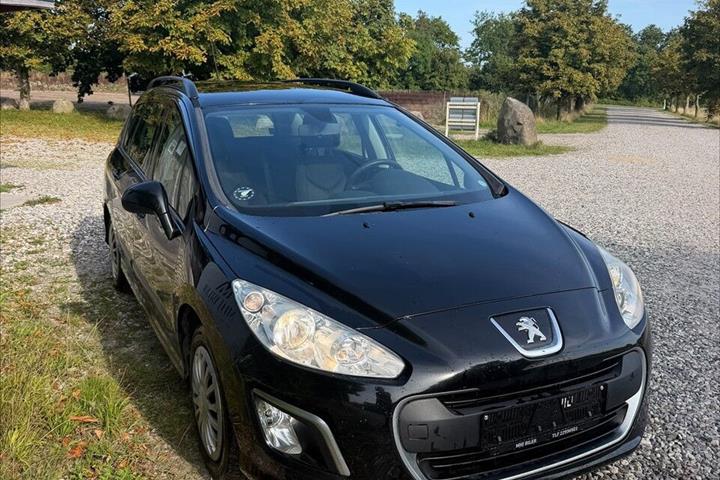 Sort Peugeot 308 fra 2011