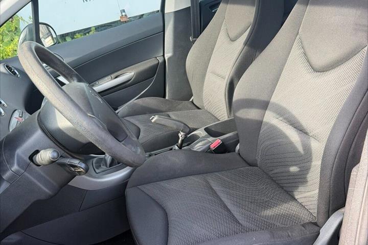 Sort Peugeot 308 fra 2011