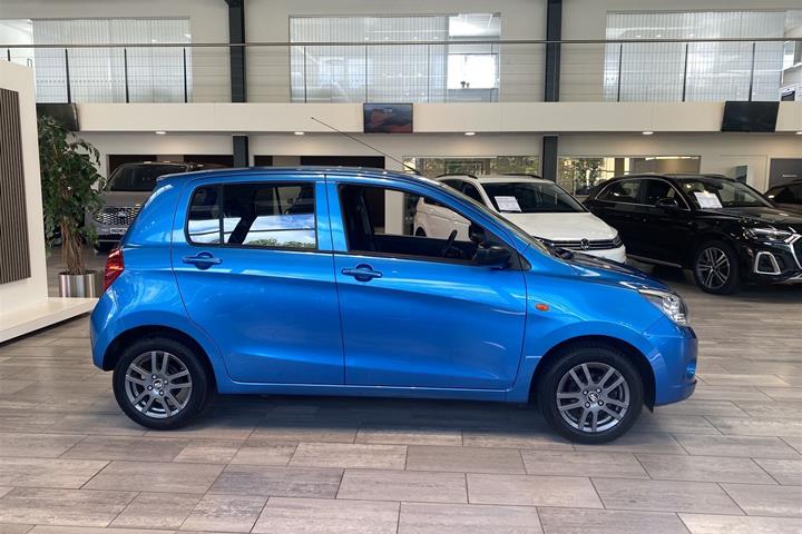 Blå Suzuki Celerio fra 2017