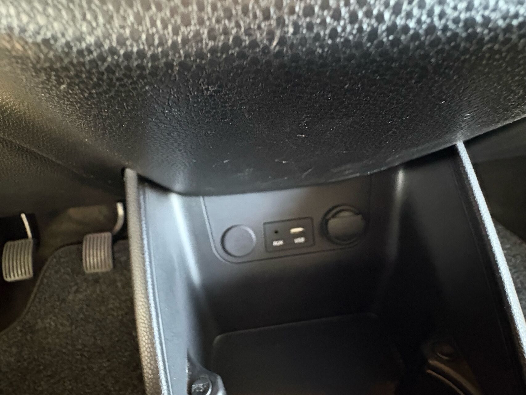 Hvid Kia Picanto fra 2015