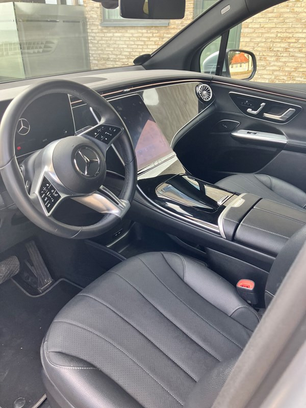 undefined Mercedes EQE300 SUV fra 2024