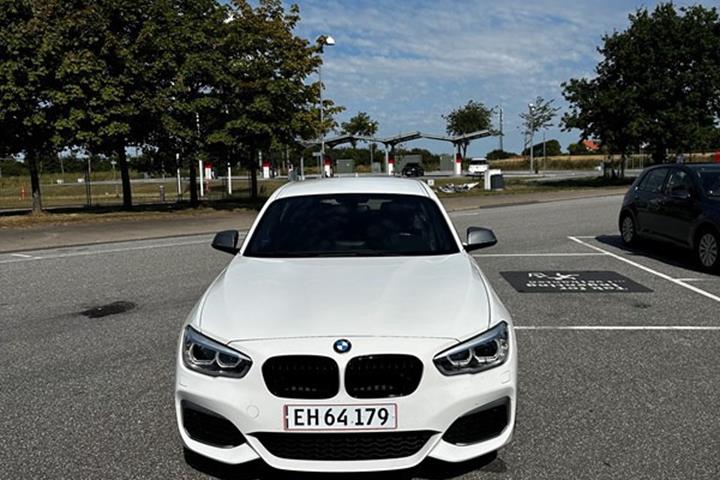 undefined BMW M140i fra 2017