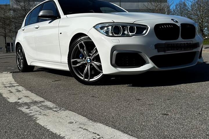 undefined BMW M140i fra 2017
