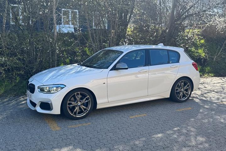 undefined BMW M140i fra 2017