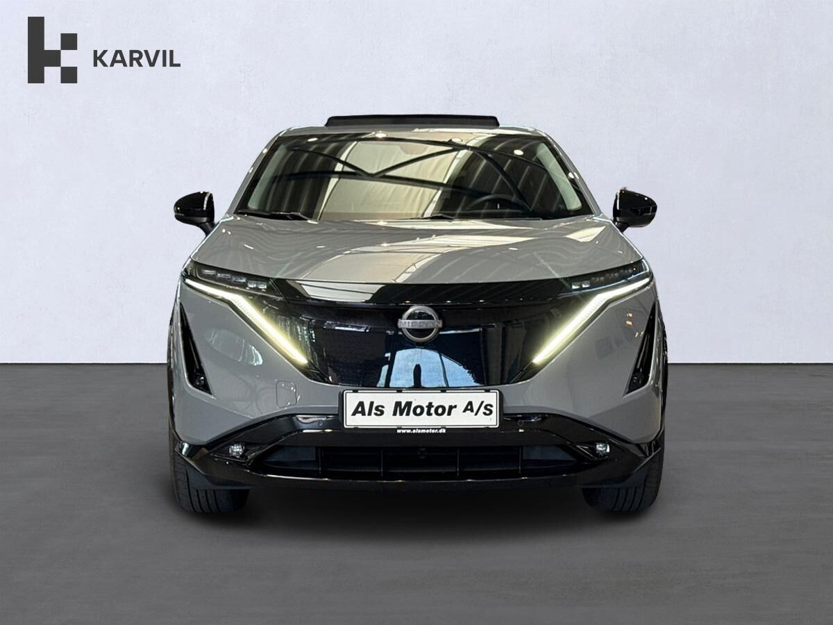 Grå Nissan Ariya fra 2024