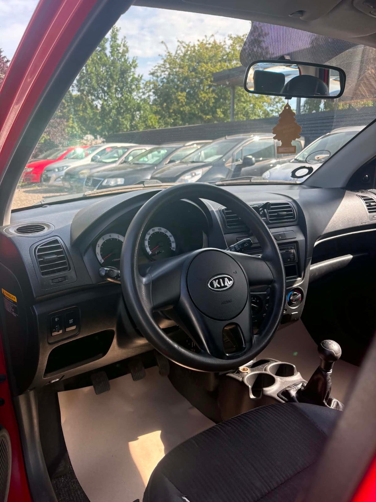 Rød Kia Picanto fra 2013