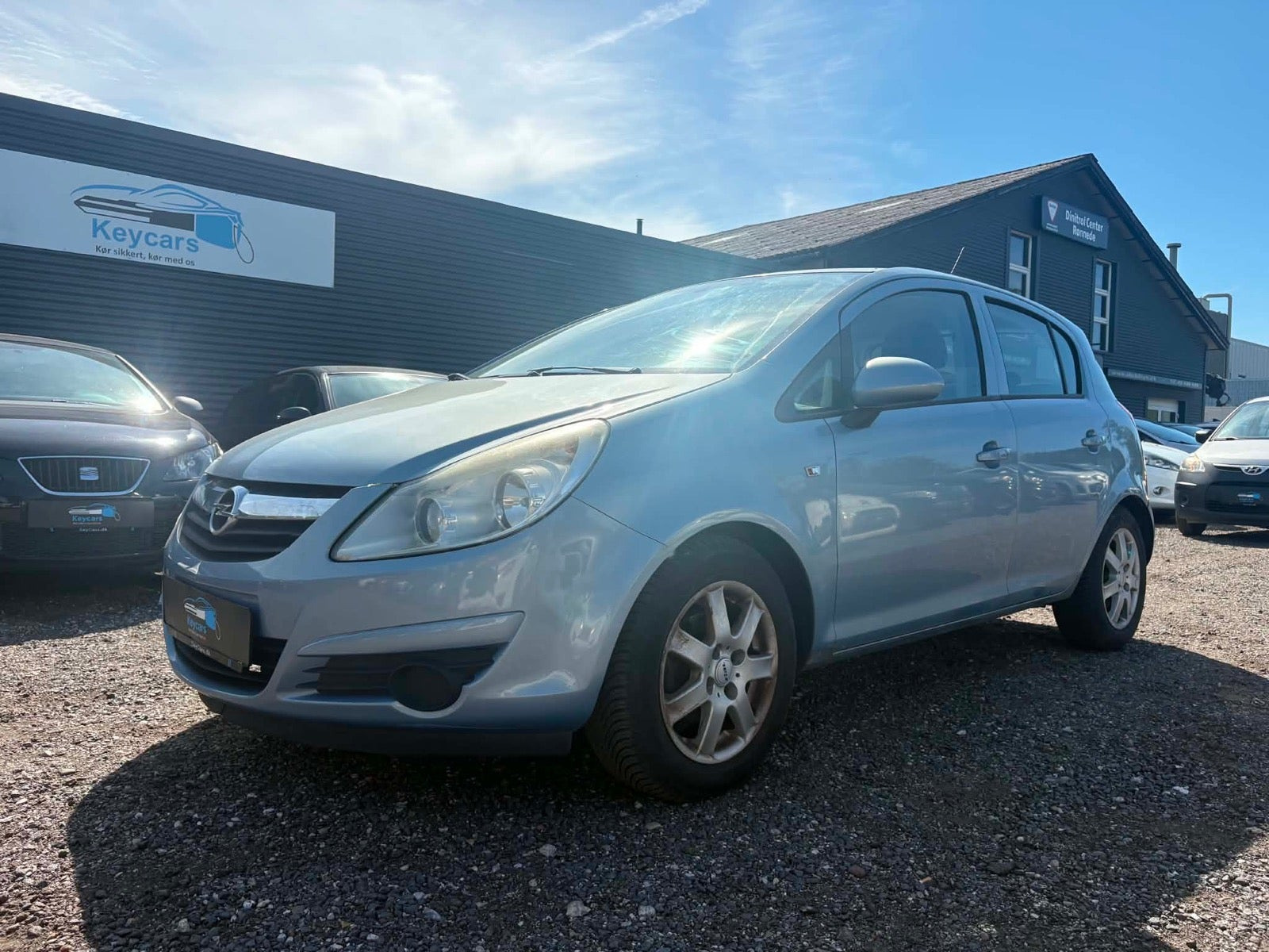 Blå Opel Corsa fra 2008