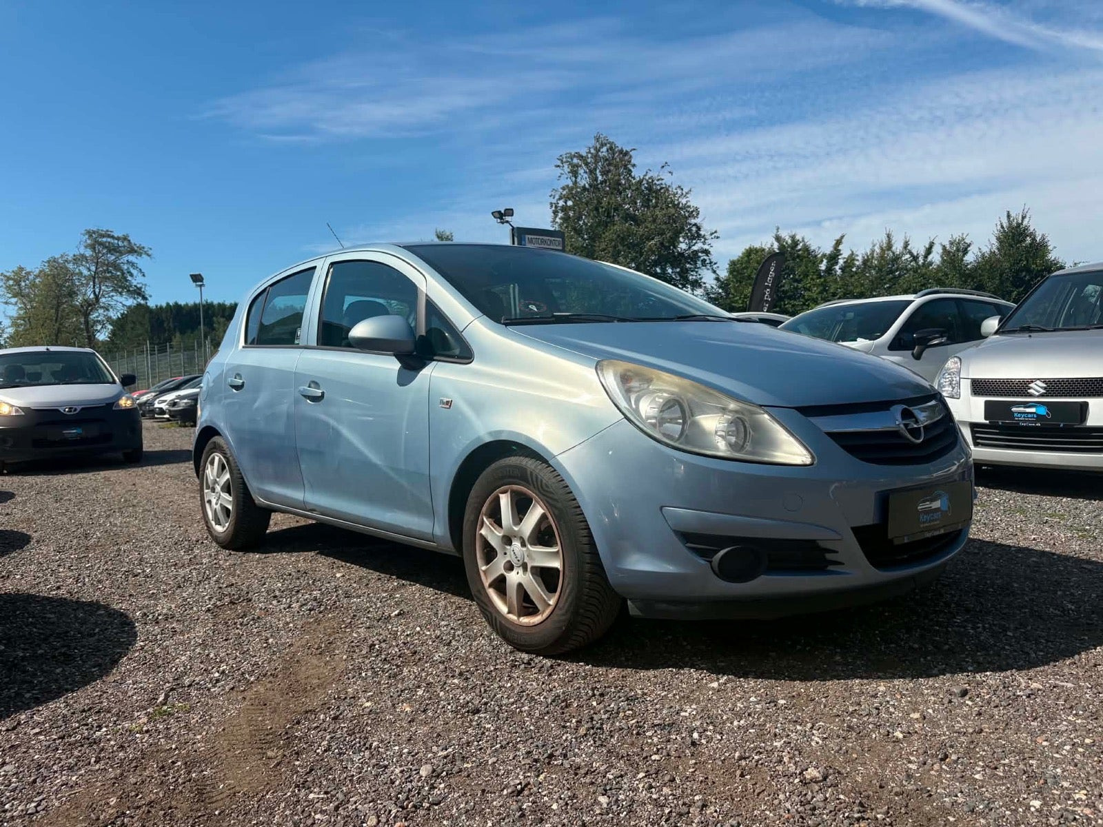 Blå Opel Corsa fra 2008