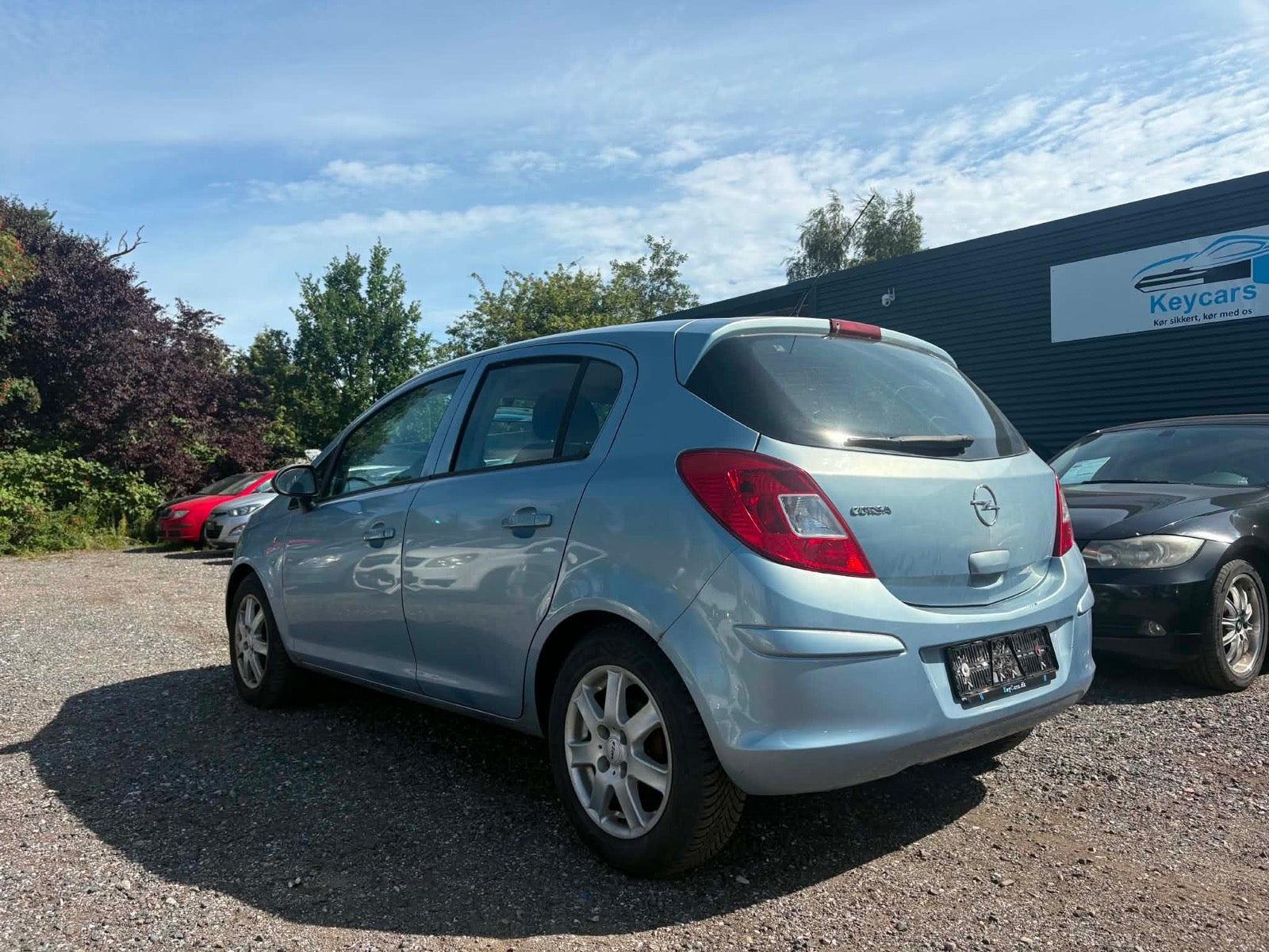 Blå Opel Corsa fra 2008