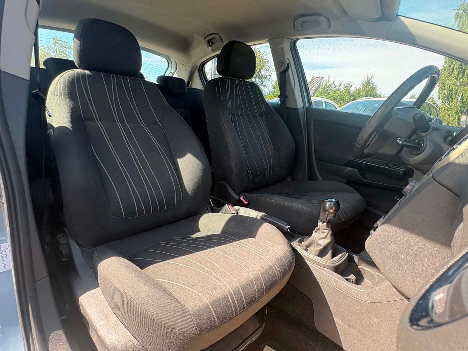 Blå Opel Corsa fra 2008