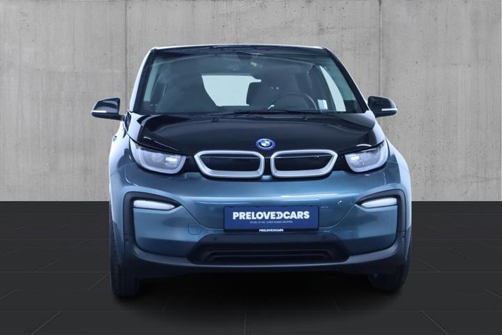 Blå BMW i3 fra 2021