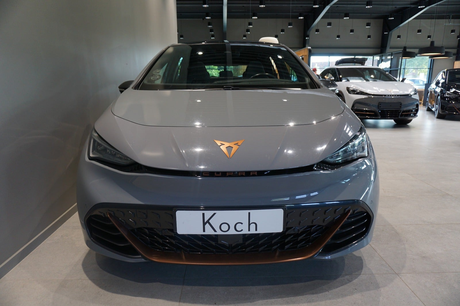 Grå Cupra Born fra 2022