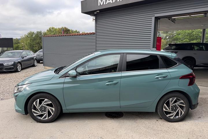 Grøn Hyundai i20 fra 2024