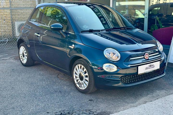 Blå Fiat 500 fra 2020