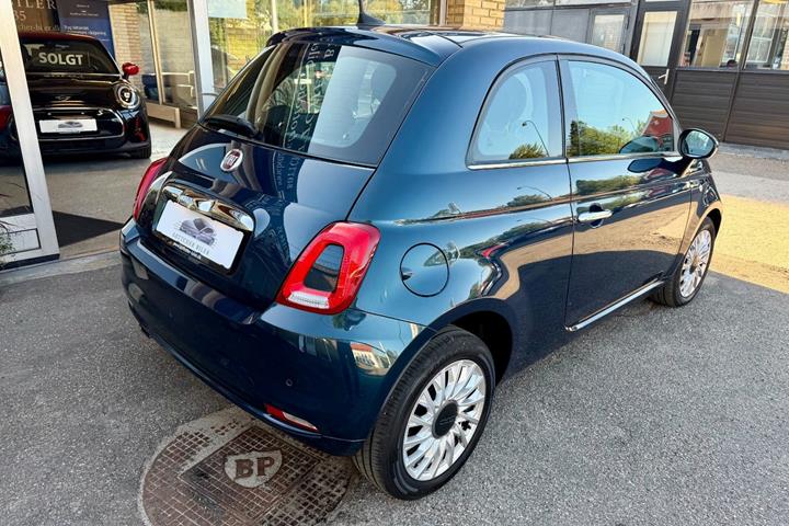 Blå Fiat 500 fra 2020