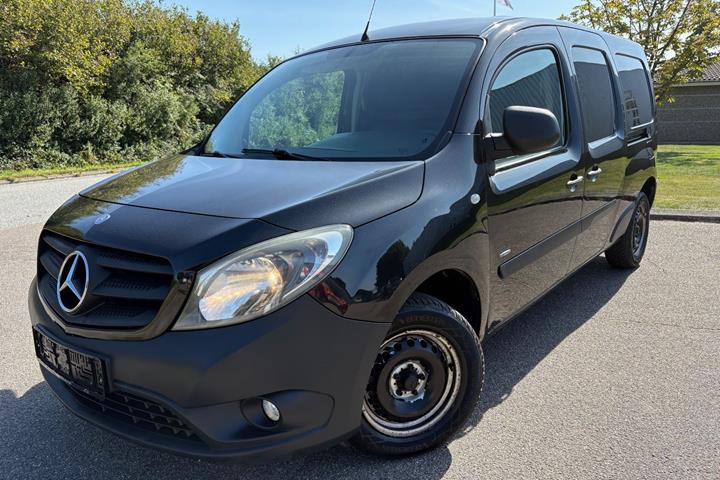 Sort Mercedes Citan 109 fra 2014