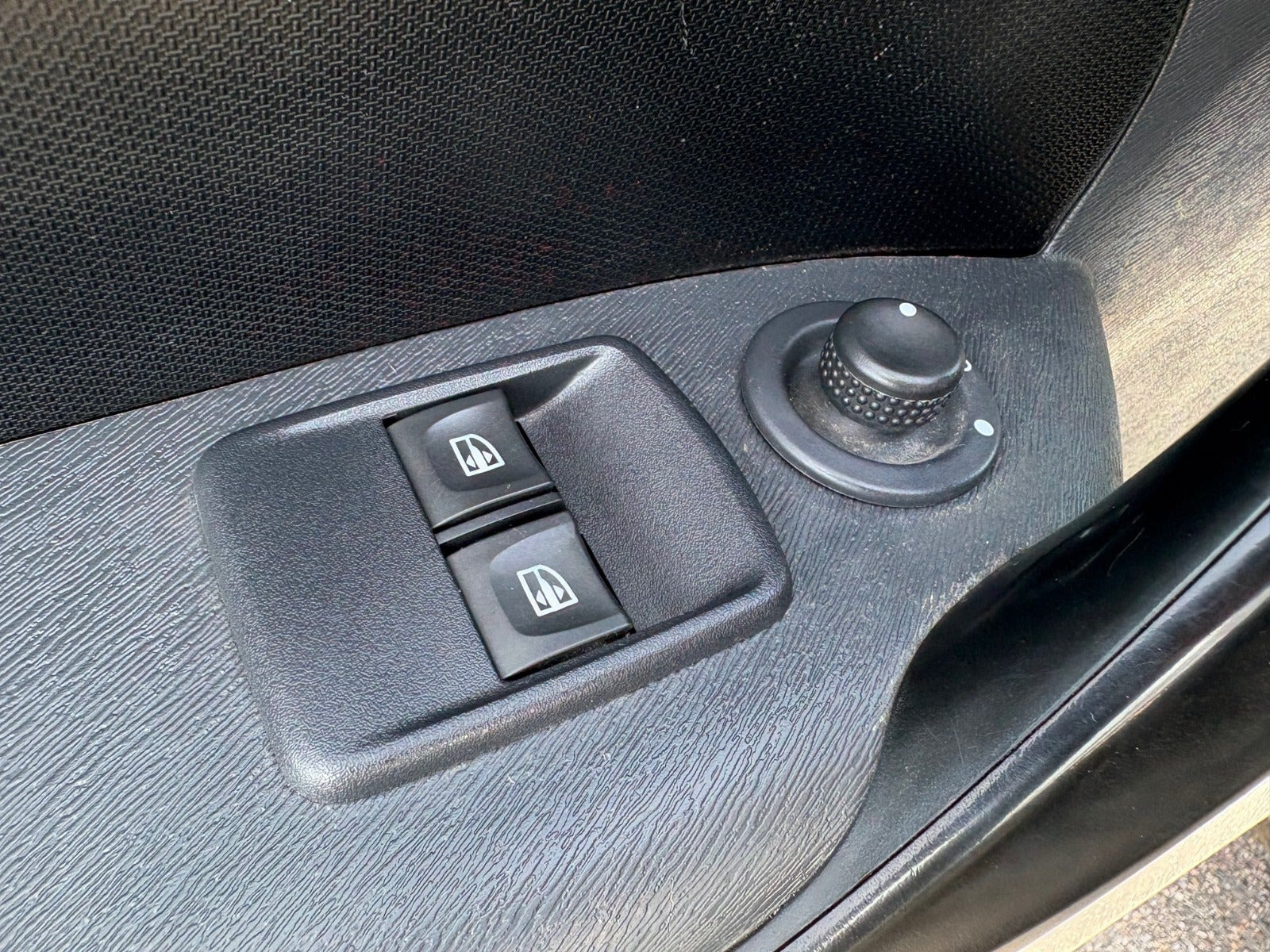 Sort Mercedes Citan 109 fra 2014