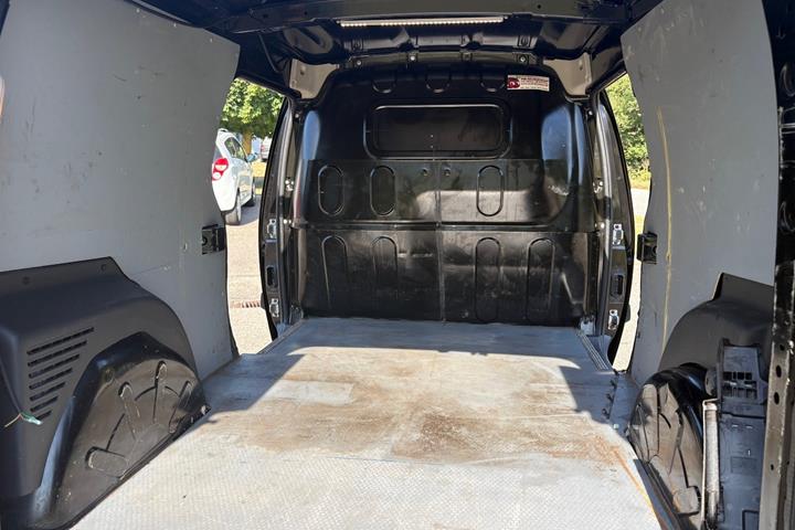 Sort Mercedes Citan 109 fra 2014