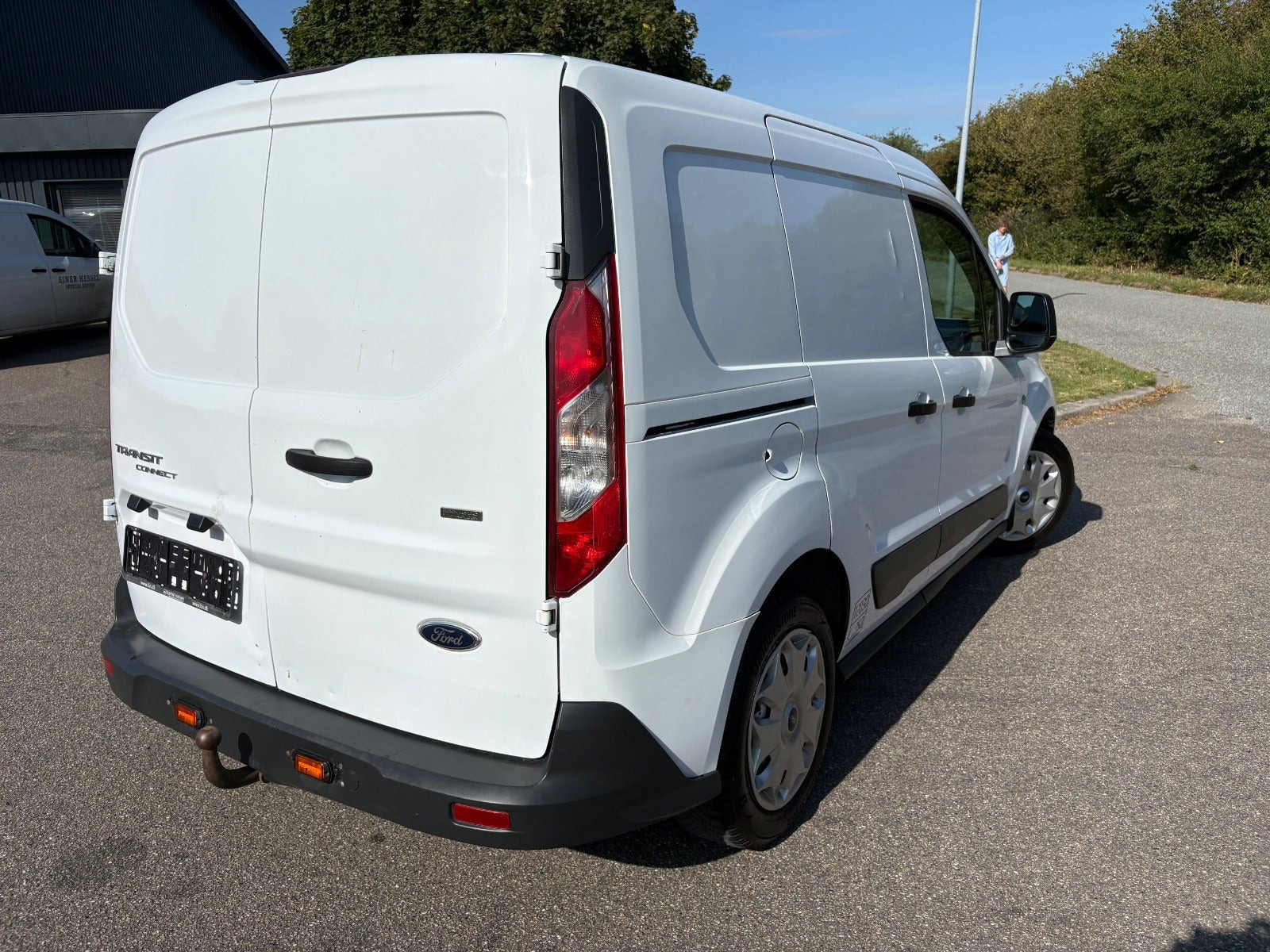Hvid Ford Transit Connect fra 2015