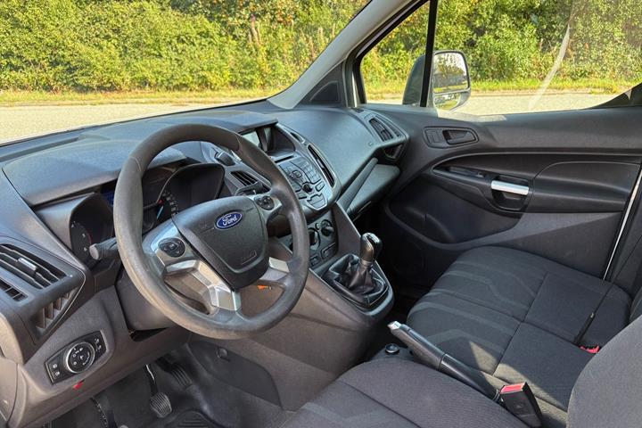Hvid Ford Transit Connect fra 2015