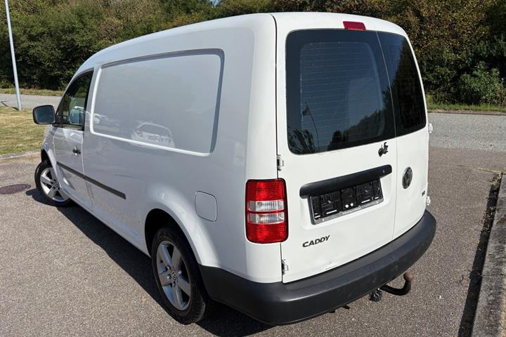 Hvid VW Caddy Maxi fra 2011