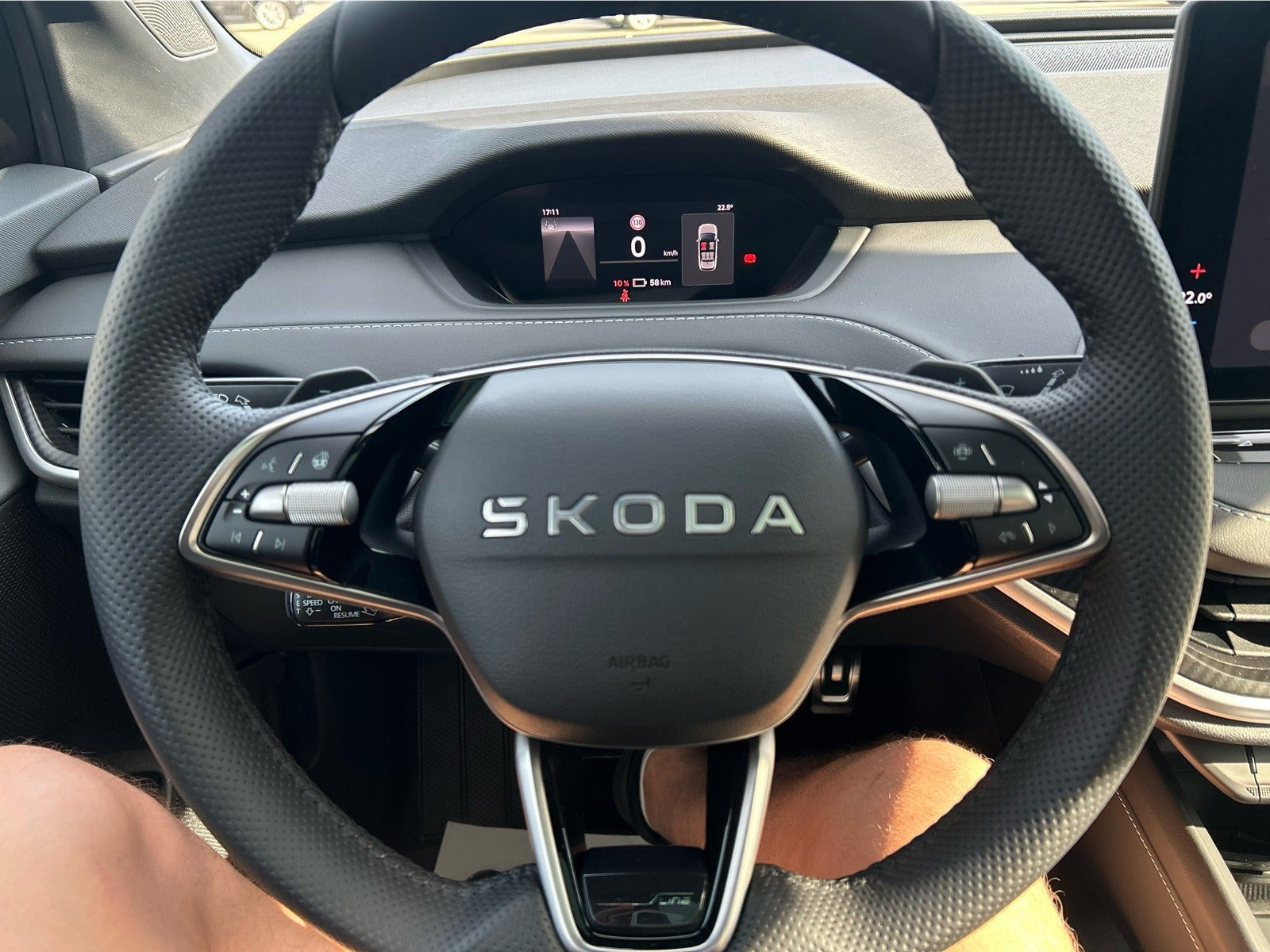 Sort Skoda Enyaq fra 2027