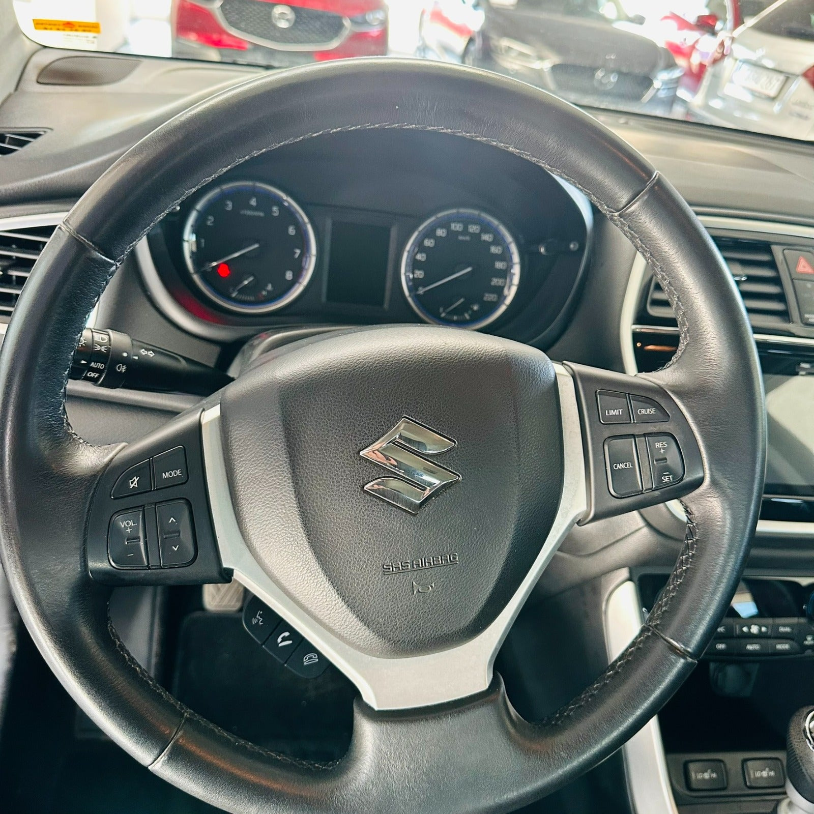 Sort Suzuki S-Cross fra 2016