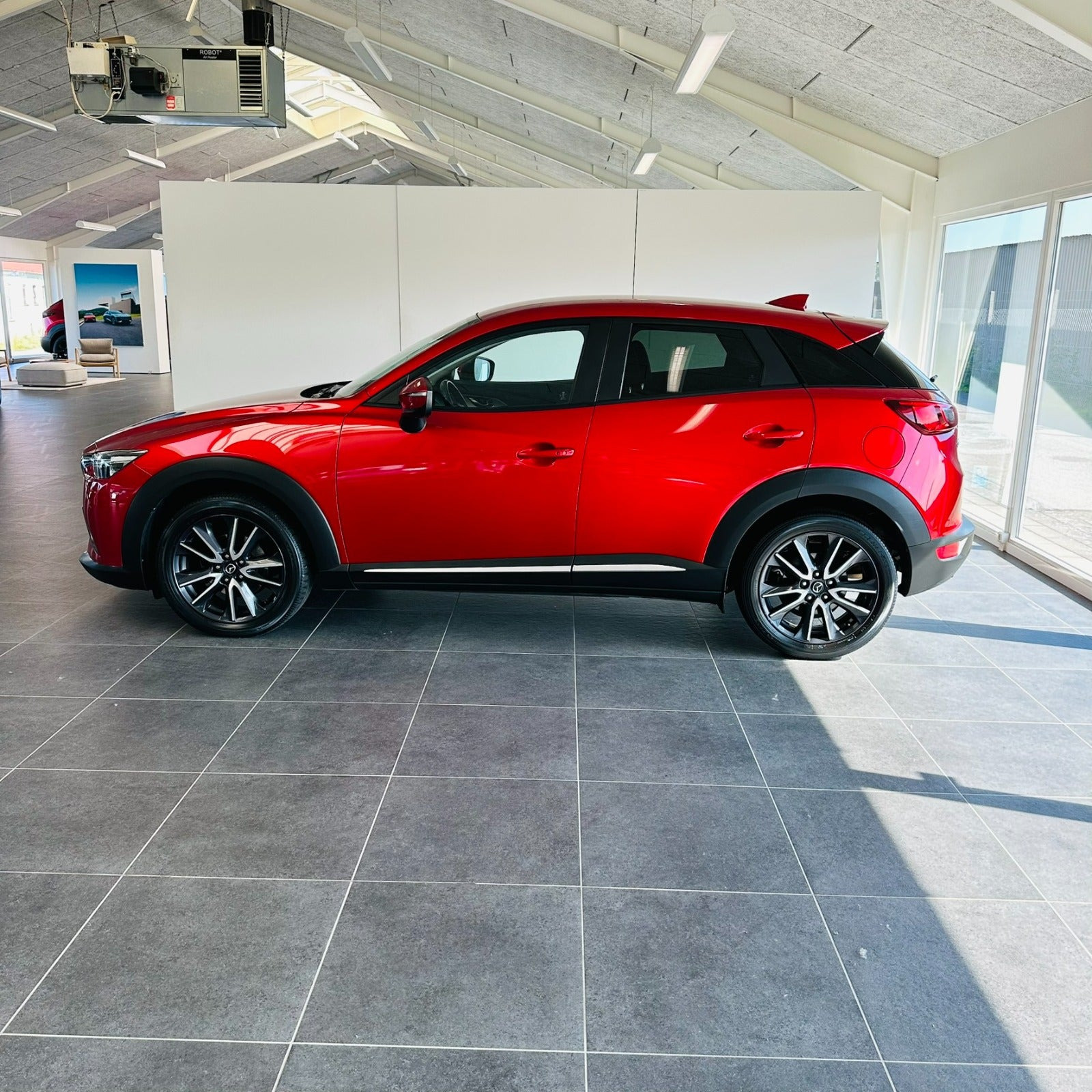 Rød Mazda CX-3 fra 2017