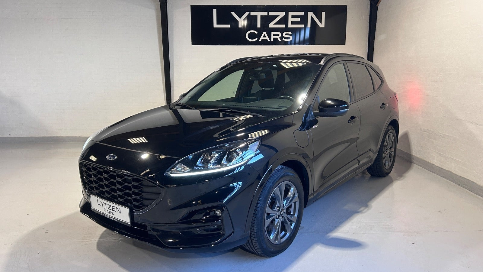 Ford Kuga 2,5 PHEV ST-Line CVT