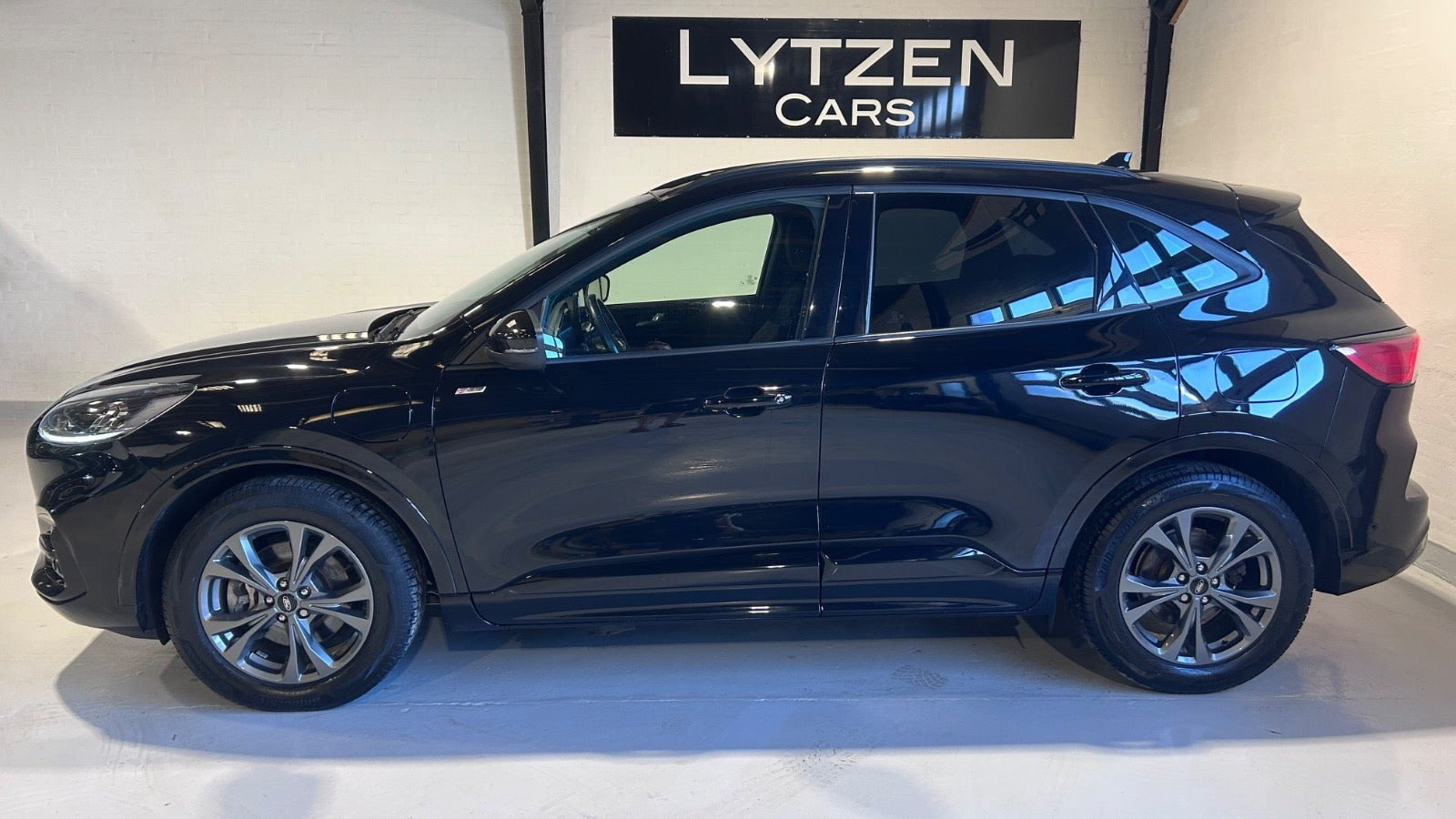 undefined Ford Kuga fra 2020