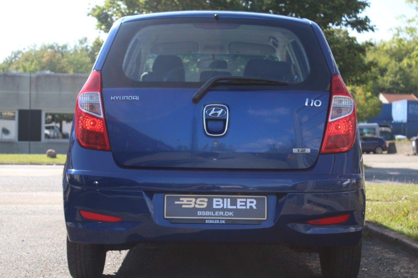 Blå Hyundai i10 fra 2012