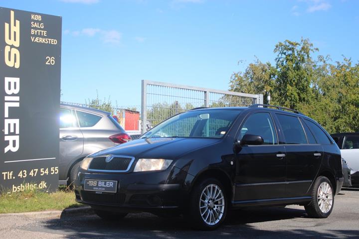 Sort Skoda Fabia fra 2006