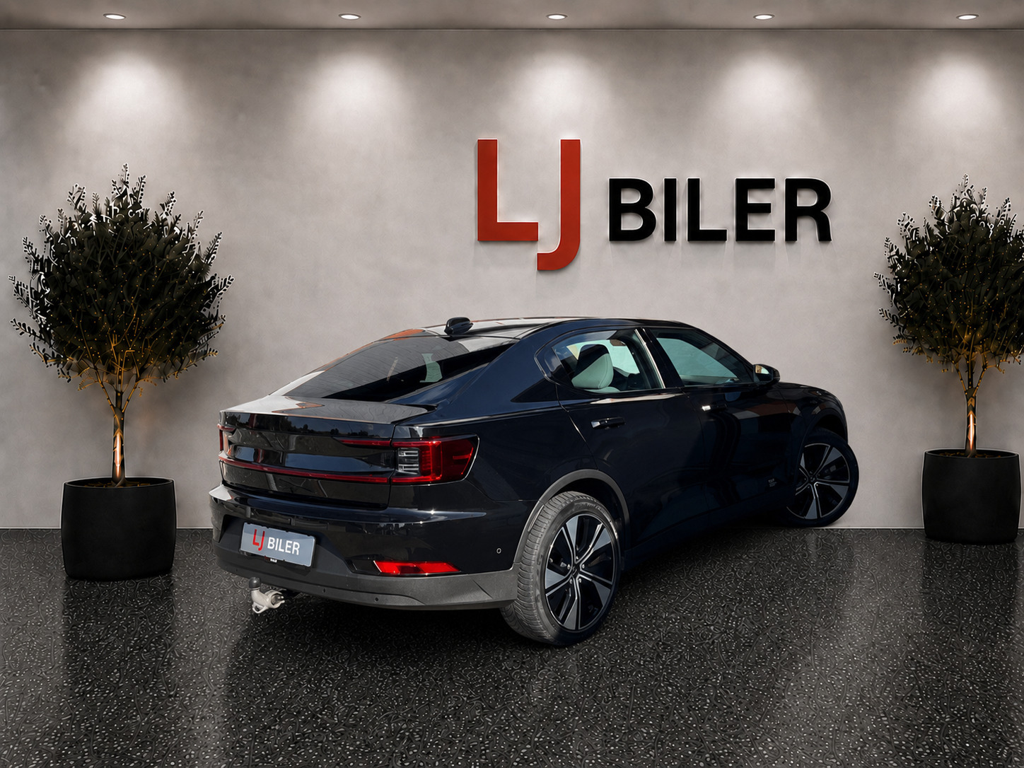Sort Polestar 2 fra 2023