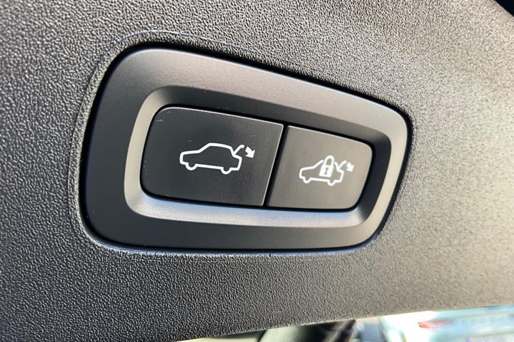 Sort Polestar 2 fra 2023