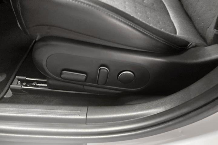 Grå Hyundai Ioniq 5 fra 2022
